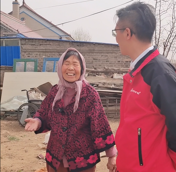 遼寧通枹村老奶奶.png 遼寧通枹村老奶奶.png